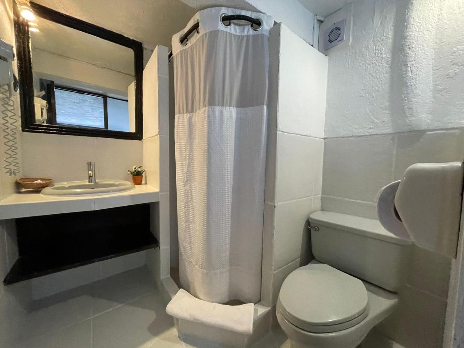 Sacred Stone Boutique Hotel Aguas Calientes ภายนอก รูปภาพ